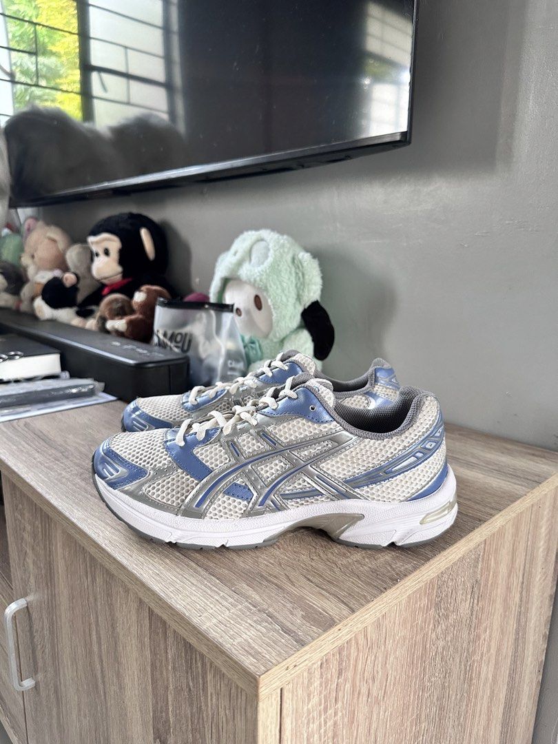 Asics Gel 1130 (Category: Casual Shoes) located in Manila. Submitted by nilodanzcuadra (Listing ID 1469816381, Image 3). Description: Size 7.5 mens 9w Like new condition Loc: north caloocan.