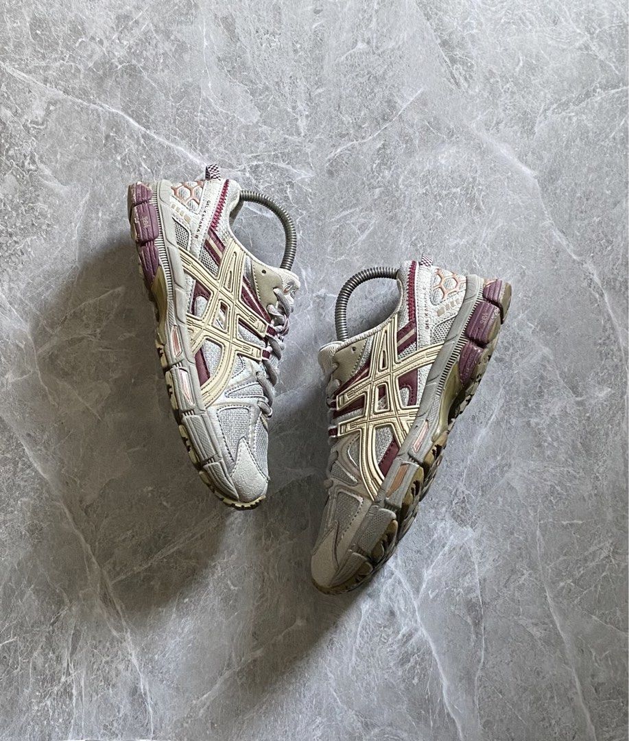 Asics Gel-Kahana 8 (Category: Sneakers) located in San Carlos. Submitted by ddri.pshop (Listing ID 1469844444, Image 3). Description: size 39.5 / 25 cm.