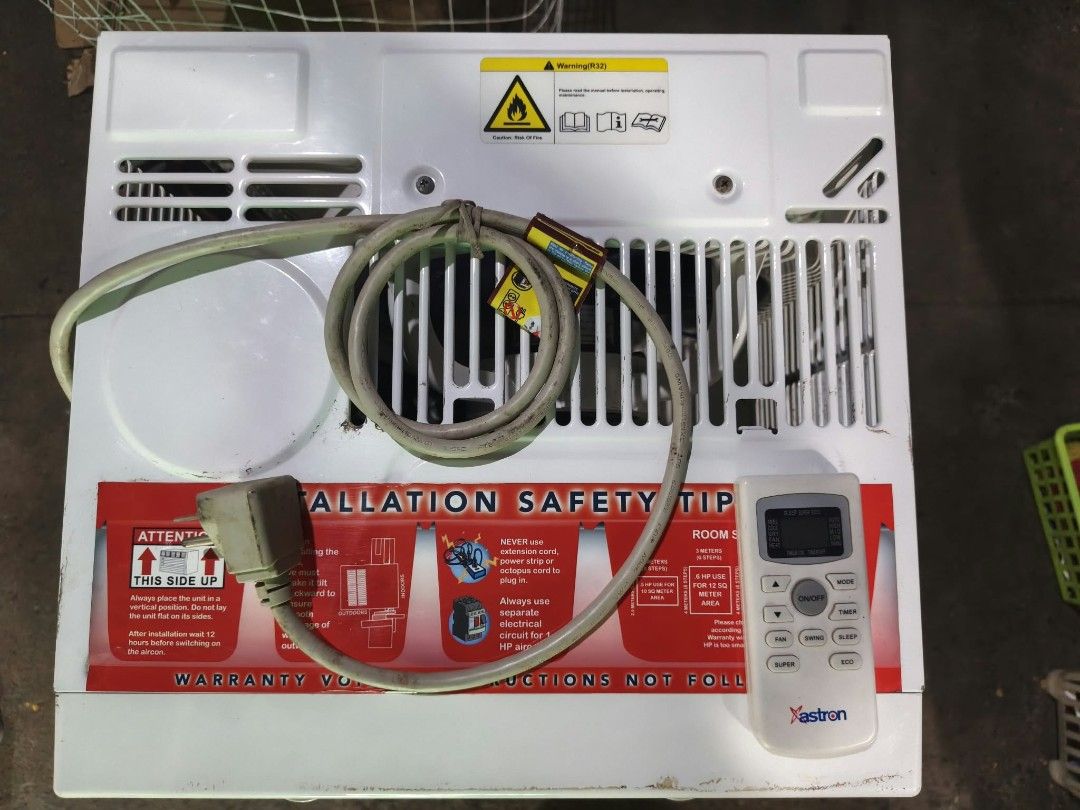 Astron 0.6hp inverter close window type aircon with remote (Category: Air Conditioning and Heating) located in San Jose del Monte. Submitted by sellibay (Listing ID 1469846962, Image 2). Description: RSF: upgrade ( already cleaned) lacotaion sapang palay san jose del monte bulacan pick up only.