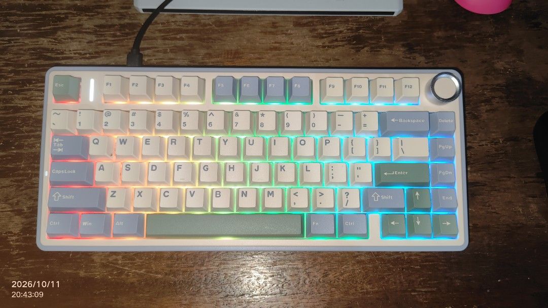 AULA F75 CEDAR GREEN MECHANICAL KEYBOARD (Category: Computer Keyboard) located in Quezon City. Submitted by skorpionghoul832 (Listing ID 1469920086, Image 2). Description: FOR SALE: AULA F75 (Cedar Green) — LEOBOG Reaper Switch Price: 1400 FIXED MURA NA Condition: Brand New, can request for sealed unit. ✓ 10 days warranty replacement for issues --- Key Features: •75% Layout (80 Keys) — compact but retains arrow keys + F-row •Tri-Mode Connection —