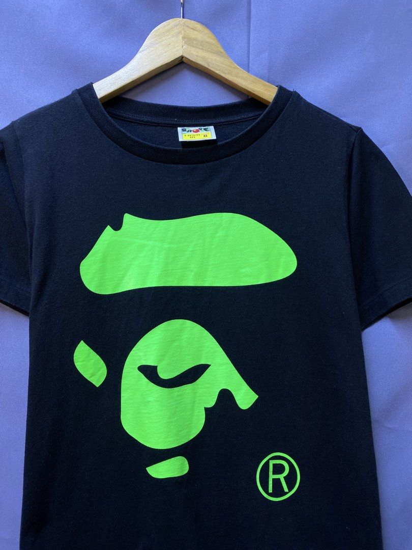 AUTHENTIC BAPE “BIG APE HEAD” (Category: Shirts) located in Makati City. Submitted by drip.poww (Listing ID 1469822256, Image 3). Description: - Authentic Bape - Color: black - Size: XSmall - Dimes: 19x23 - Authentic - Excellent condition - Need wash, fresh from bale - Material: 100% Cotton Please don’t expect too much—these are thrifted (ukay) items. 😊 !!STILL NEGOTIABLE!!.