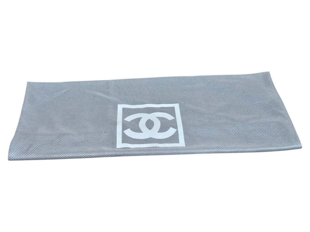 AUTHENTIC CHANEL SPORT LINE LARGE JERSEY MESH DUST BAG (Category: Purses & Pouches) located in Makati City. Submitted by maximum_happiness (Listing ID 1469909251, Image 3). Description: READ, READ, READ, READ THE ITEM DESCRIPTION GUARANTEED AUTHENTIC OR FULL REFUND MORE DETAILED PICS HERE – https://jpegbay.com/gallery/009443371-.html#1 THIS IS THE DUST BAG FOR THE SPORT LINE ACCESSORIES AND BAGS OF THE BRAND – CAN BE USED AS IT IS OR CAN EASILY B
