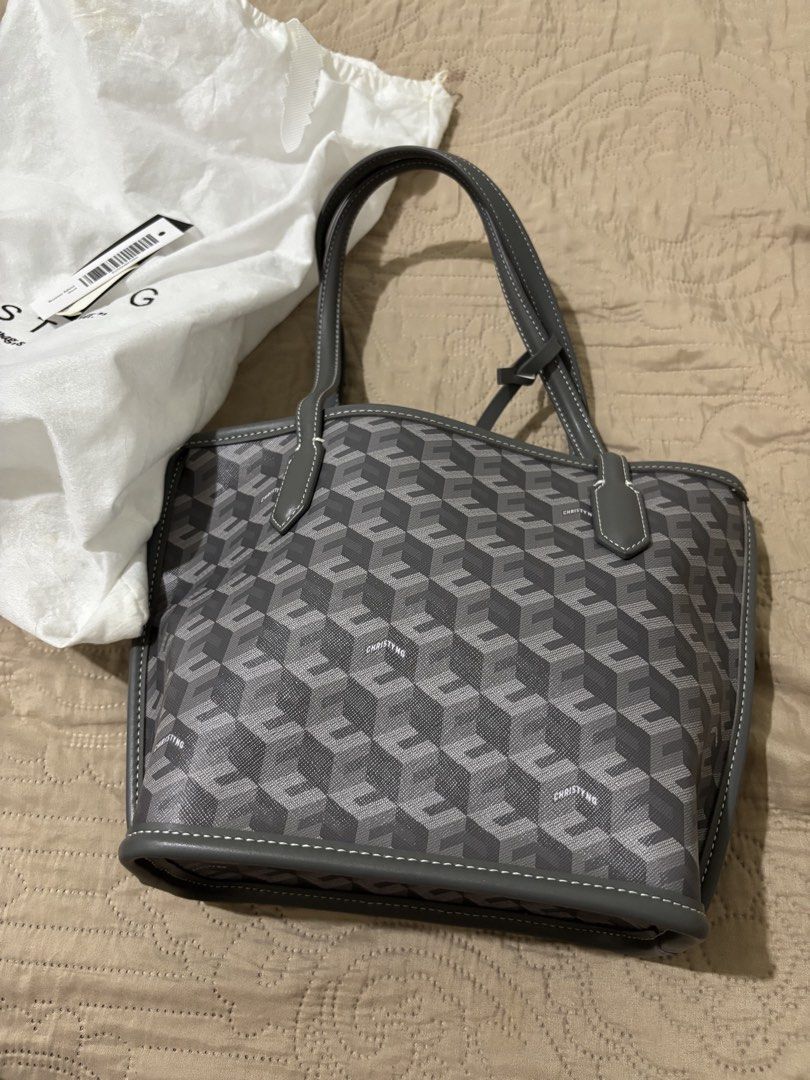 AUTHENTIC CHRISTY NG BAG (Category: Shoulder Bags) located in Tarlac. Submitted by alxckretdump (Listing ID 1469925380, Image 2). Description: Christy Ng Price is negotiable. Bought online on flagship store.