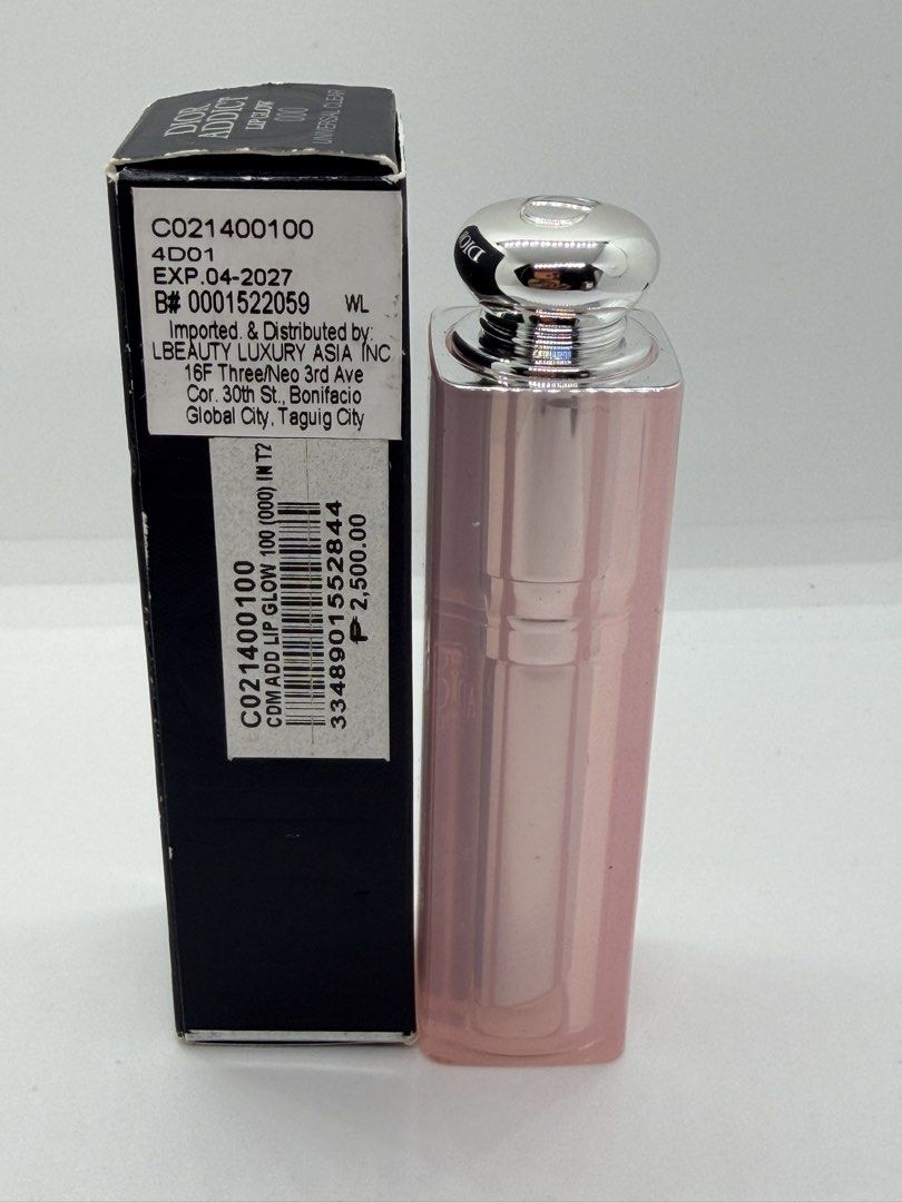 Authentic Dior Lip Glow Universal Clear 000 (Category: Makeup) located in Mandaluyong City. Submitted by elle_scent (Listing ID 1469834834, Image 3). Description: Dior Addict Lip Glow – Glow & Color Reviving Lip Balm Enjoy naturally beautiful, healthy-looking lips with the iconic Dior Addict Lip Glow! 💋 💄 Product Description: * Authentic Dior Addict Lip Glow * A hydrating lip balm that enhances your natural lip color * Provides a fresh, healthy