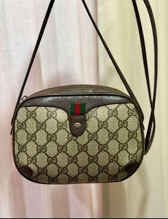(Category: ) located in . Submitted by alavishglam (Listing ID 1469761957, Image 1). Description: .