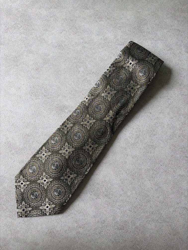 Authentic Japanese Necktie (Category: Ties) located in Pasig City. Submitted by chamoisee (Listing ID 1469787032, Image 1). Description: Authentic Japanese Necktie.