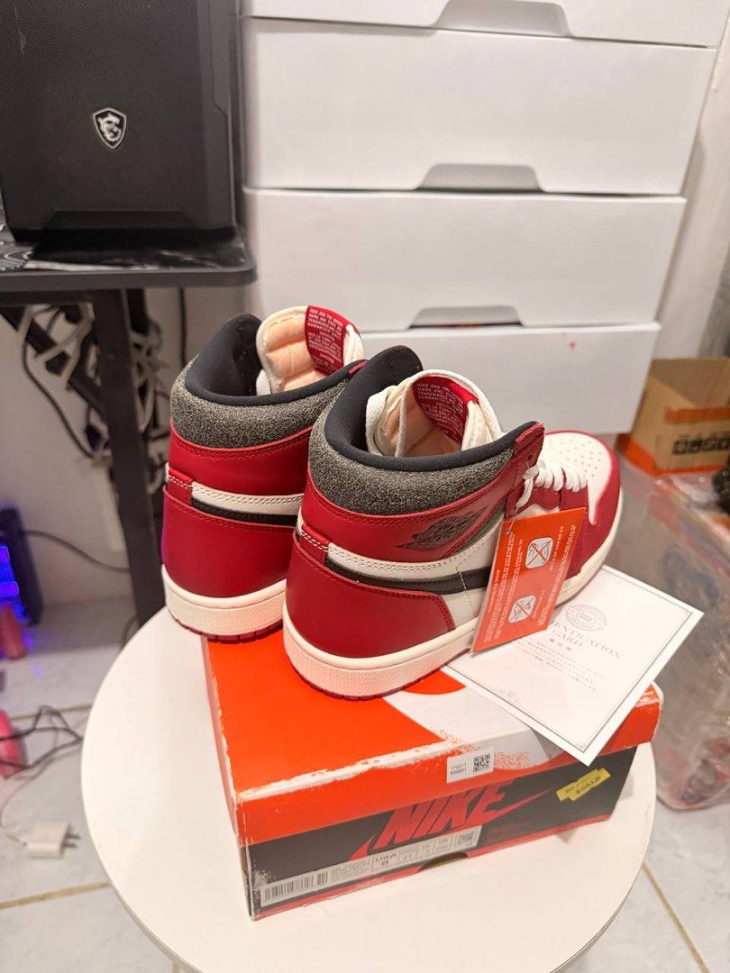 Authentic Jordan 1-Lost and Found with box and receipt (Category: Casual Shoes) located in Manila. Submitted by leanpiyan71163 (Listing ID 1469791669, Image 3). Description: 🔥 FS: Jordan 1 High OG “Lost & Found” 📏 Size: US 8 📦 Complete box 🧾 SNKRDUNK receipt included 👟 Condition: Worn for sizing only Bought from SNKRDUNK. You can check the pair all the way through for your peace of mind. 💸 RFS: NEED CASH 📩 DM for price and inquiries. Serio