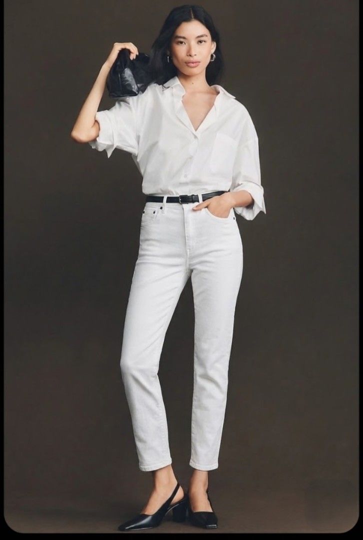 AUTHENTIC PRADA Slim Fit Tapered Denim Jeans (Category: Activewear) located in Manila. Submitted by bvnnie (Listing ID 1469780520, Image 1). Description: AUTHENTIC PRADA Slim Fit Tapered Denim Jeans Waistline/Widht Lenght/ fittings is LARGE Excellent Condition Issue,0 Message if you have any other question about sizing. We do shipping nation wide I'm also open for video call so that you can see the item you 're interested to buy. Courier, DHL, JN