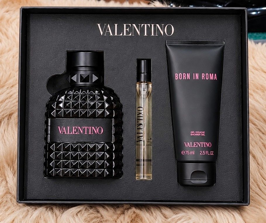 Authentic Valentino Men's Parfum Gift Set (Category: Fragrance & Deodorants) located in La Trinidad. Submitted by designerluxeshop (Listing ID 1469832092, Image 1). Description: Brand-new Valentino men's parfum gift set, 💯% original, in good excellent condition, free shipping, message me if interested, delivery is ready onhand.