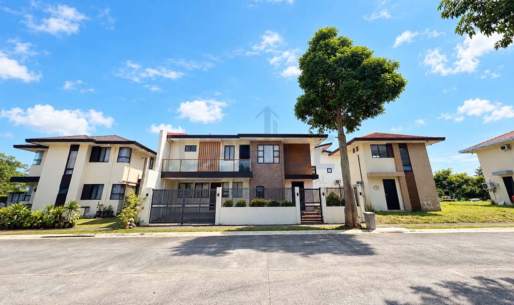 (Category: ) located in . Submitted by upsidephilippines (Listing ID 1469859481, Image 1). Description: .
