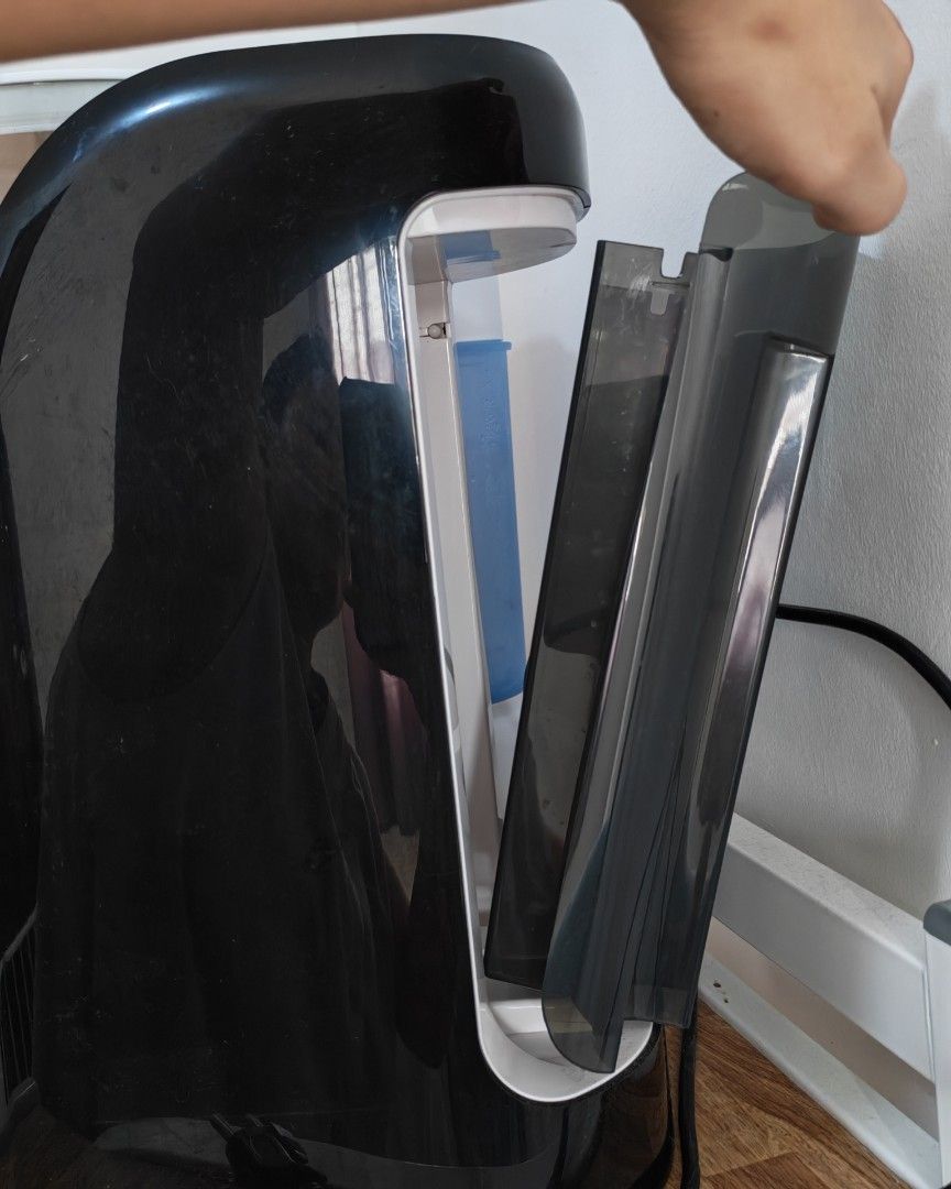 Baby Brezza milk maker (Category: Baby Monitors) located in Calamba. Submitted by puremoon_99c9e1 (Listing ID 1469777311, Image 3). Description: Baby brezza Nasa 15k orig pruce nya Rush sale bawas gamit No issues Yes sa video or video call 6k Loc. Palo alto calamba laguna.