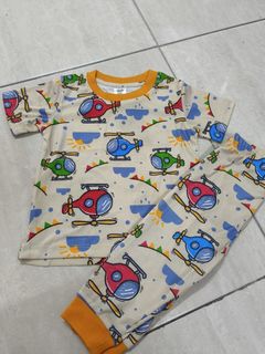 (Category: ) located in . Submitted by thriftbyneesa (Listing ID 1469807052, Image 1). Description: .