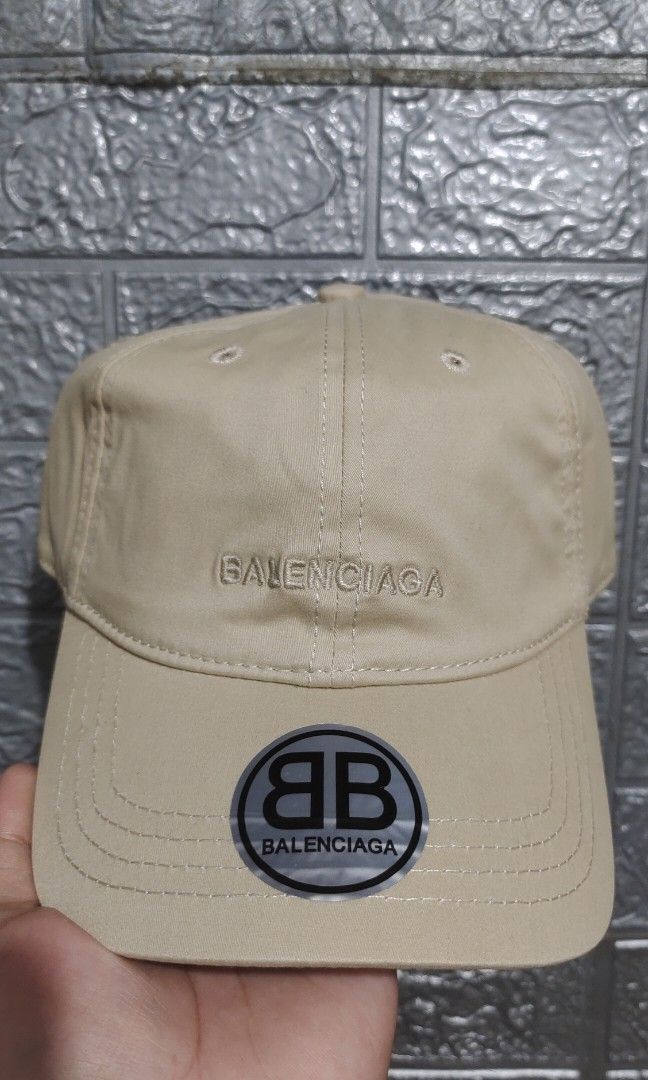 Balenciaga Cap (Category: Caps & Hats) located in Mandaluyong City. Submitted by im7788 (Listing ID 1469860099, Image 1). Description: Balenciaga Cap Brandnew Mandaluyong Area.
