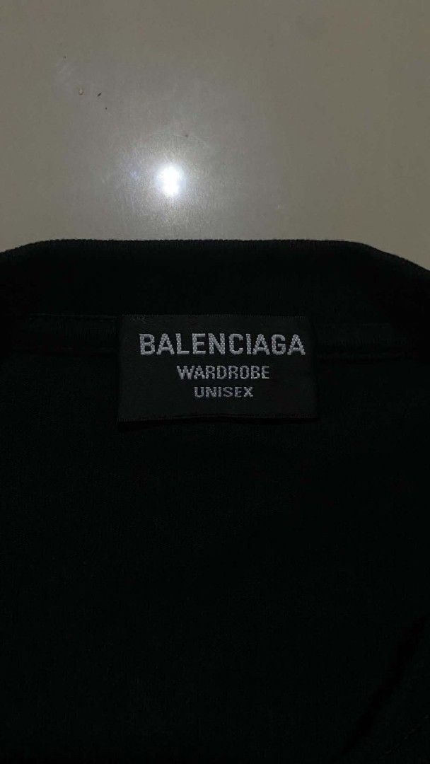 Balenciaga Wardrobe Unisex Barcode Tee (Category: Shirts) located in Nagcarlan. Submitted by livehorse.542a4e (Listing ID 1469843040, Image 3). Description: - Balenciaga -Condition:9.8/10 -Dimes:30X23 - no issue .