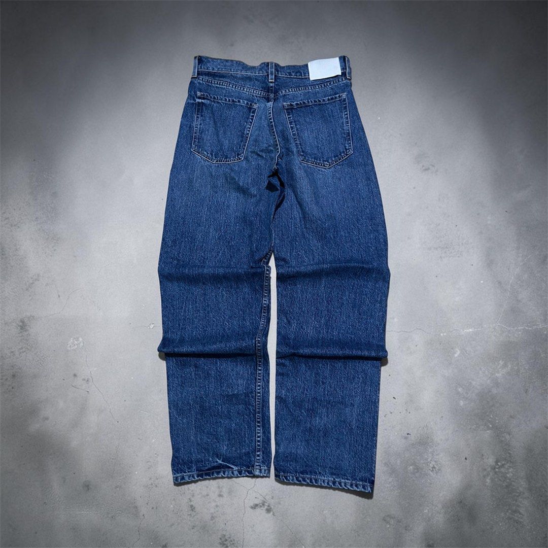 Banana republic selvedge pants ✨ (Category: Jeans) located in San Jose. Submitted by thriftfindsarchive (Listing ID 1469914842, Image 2). Description: Men’s & Women’s Preuim denim with high rise vintage Selvedge Pants button Fly -W’ 30 -L’ 41.5 -T’ 12 -H’ 8 -No issue -Hard denim -As new condition -Fave ✨ .