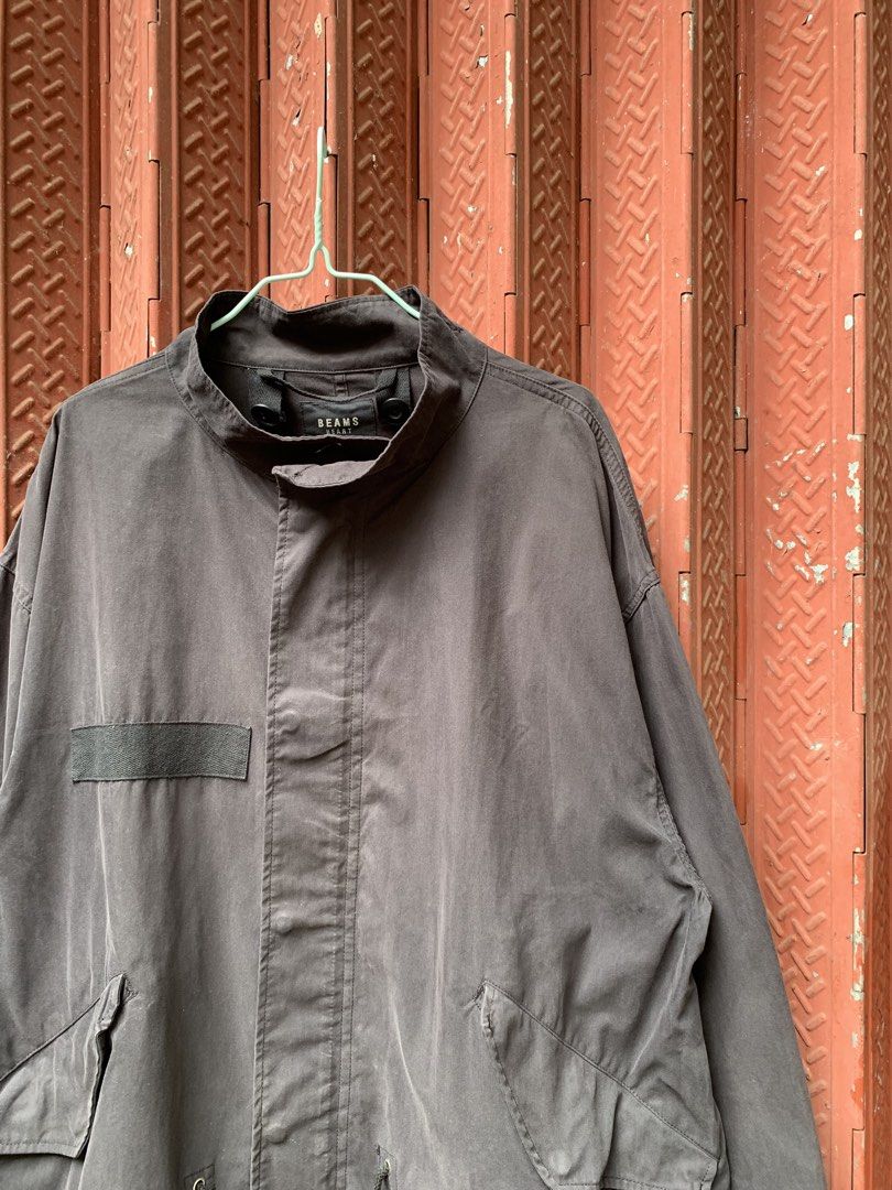 BEAMS HEART Modern M-65 Fishtail Parka (Category: Coats, Jackets and Outerwear) located in Buhi. Submitted by __sibol (Listing ID 1469784806, Image 3). Description: BEAMS HEART Modern M-65 Fishtail Parka Measurements: Width: 25” Length: 29.5” Sleeves length: 22.5”.