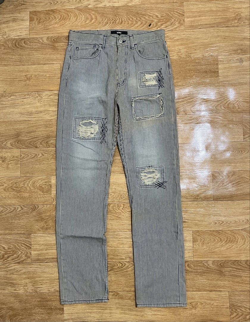 Beams hickory distress pants (Category: Luxury Apparel) located in Zamboanga. Submitted by alterramz08 (Listing ID 1469928842, Image 1). Description: Beams hickory distress pants Size 30 length 42 Thigh 11.5 Leg opening 7.5 Verygood Condition Need wash Price : 1,000 Pesos .