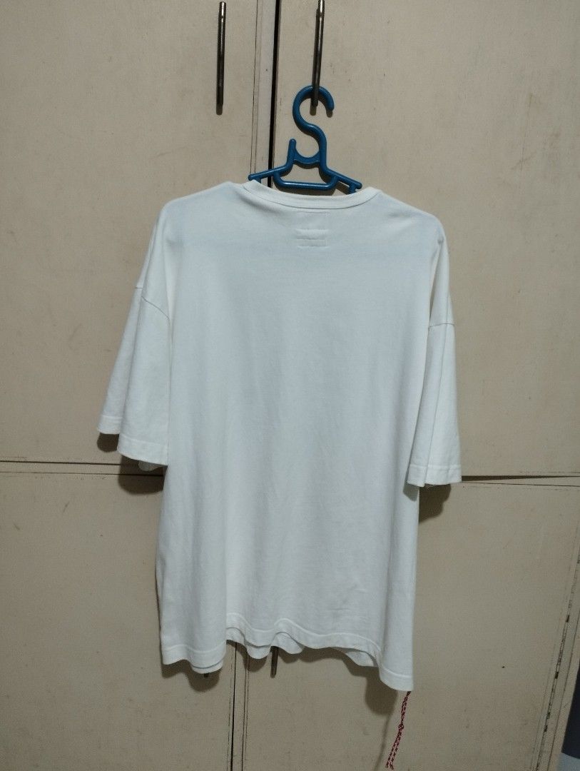 Beams Japan (Category: Tshirts & Polo Shirts ) located in San Fernando. Submitted by nerosales (Listing ID 1469770151, Image 3). Description: Beams White T Shirt Made in Japan width - 22.5 inches length - 29 inches very good condition no stain, no yellowing 650 pesos only SM City Pampanga Shipping: J&T Payment: Gcash NO COD NO COP NO WAYBILL FIRST.