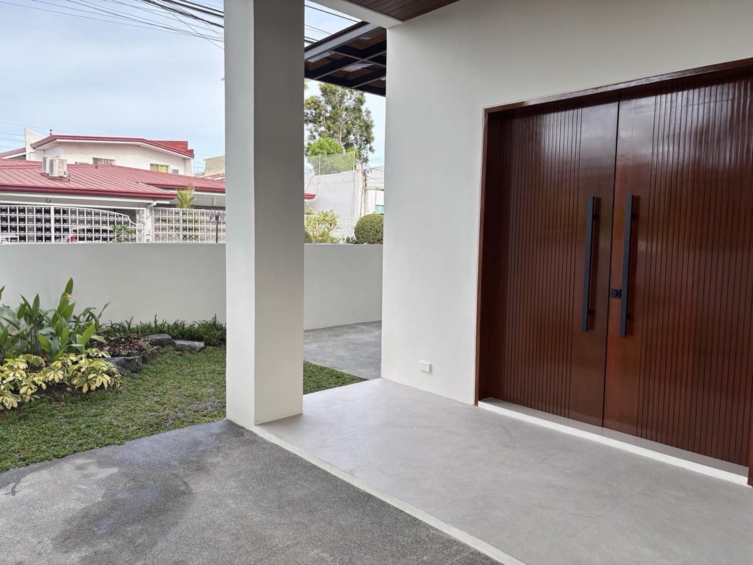 (Category: ) located in . Submitted by alyaranon (Listing ID 1469897452, Image 1). Description: .
