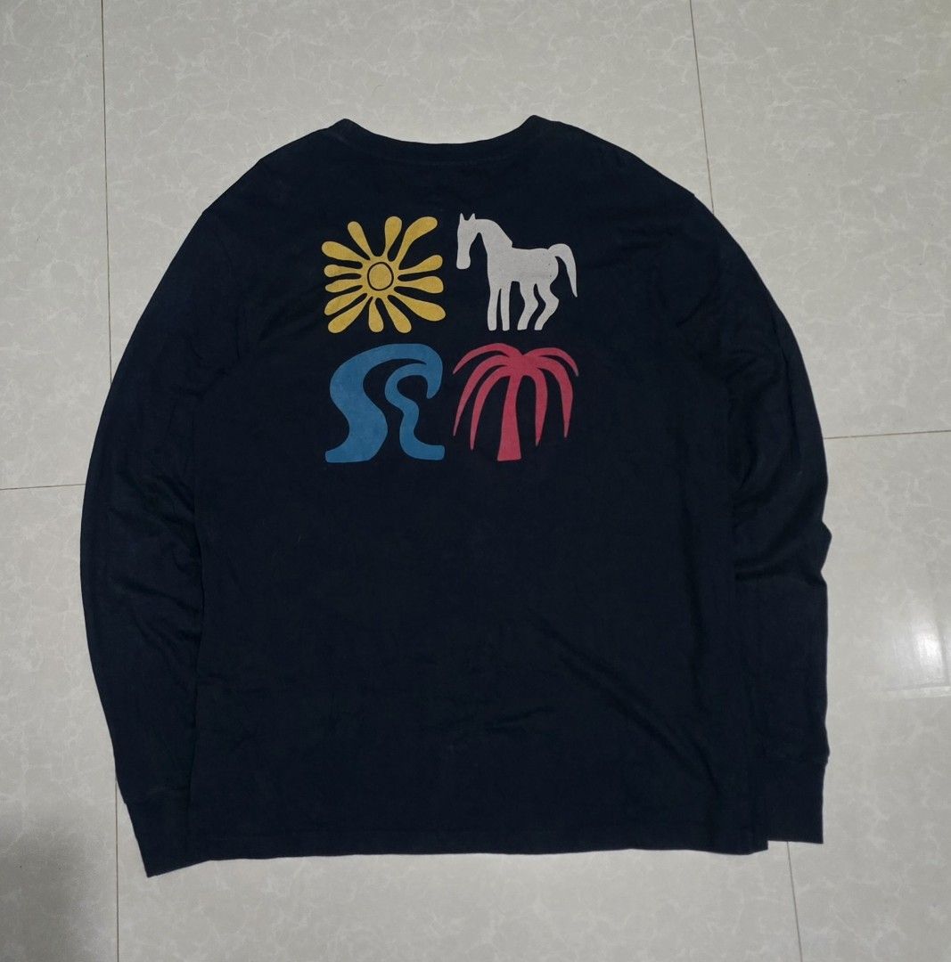 Billabong x Wrangler (Category: Tshirts & Polo Shirts ) located in El Nido. Submitted by marco.tandoc (Listing ID 1469804360, Image 2). Description: size: Medium width: 21 length: 27 no issue.