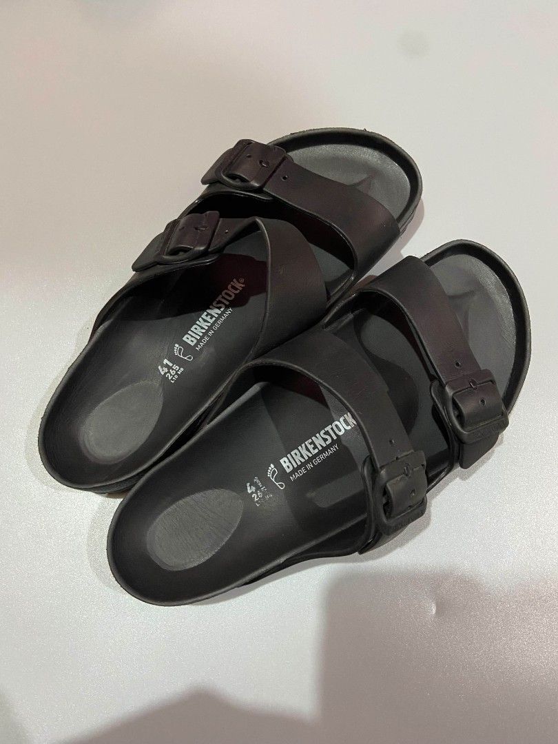 BIRKENSTOCK ARIZONA (Category: Slippers & Slides) located in Kabankalan. Submitted by cfg_thrift (Listing ID 1469849307, Image 1). Description: Excellent condition no issues good as new bagong bago pa.