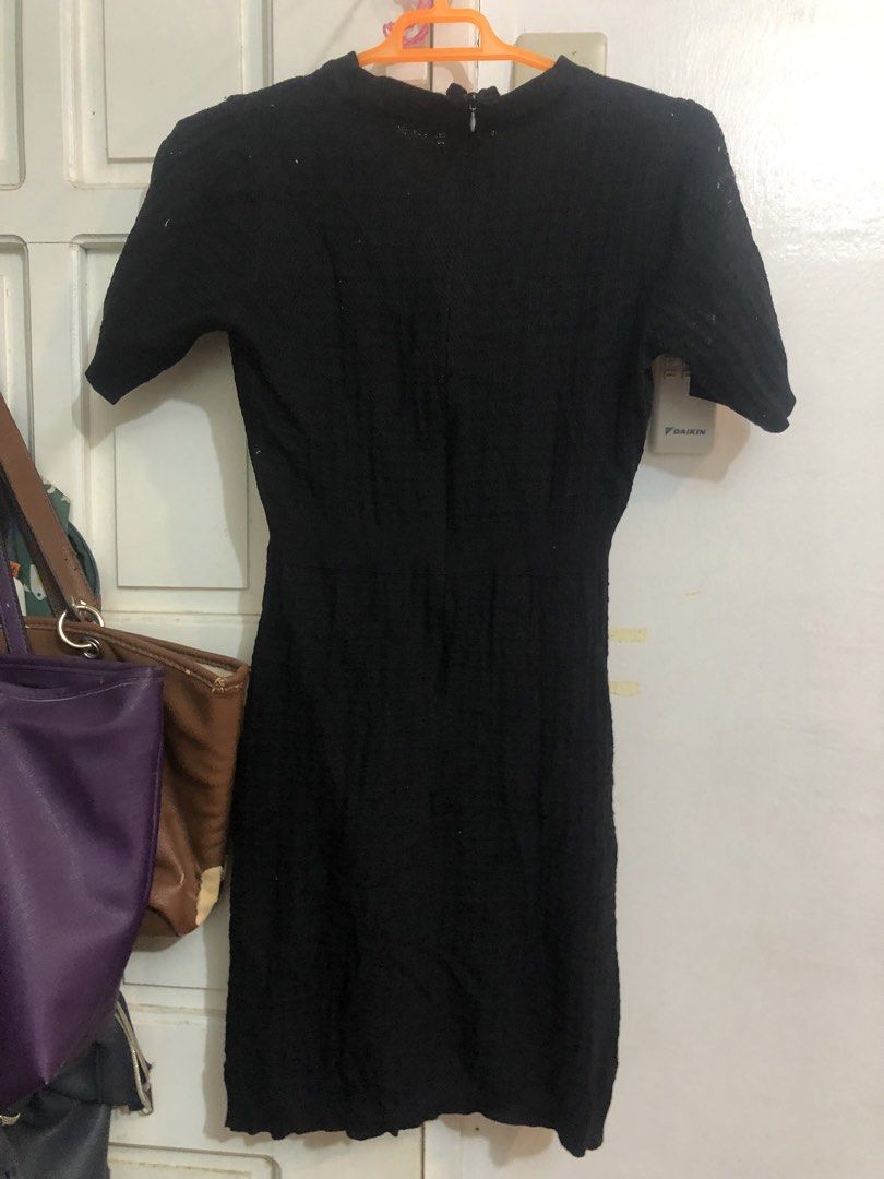 Black Dress (Category: Dresses) located in Los Banos. Submitted by meyandra_198 (Listing ID 1469878607, Image 2). Description: .