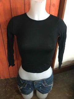 (Category: ) located in . Submitted by lerwomensthrift (Listing ID 1469908759, Image 1). Description: .
