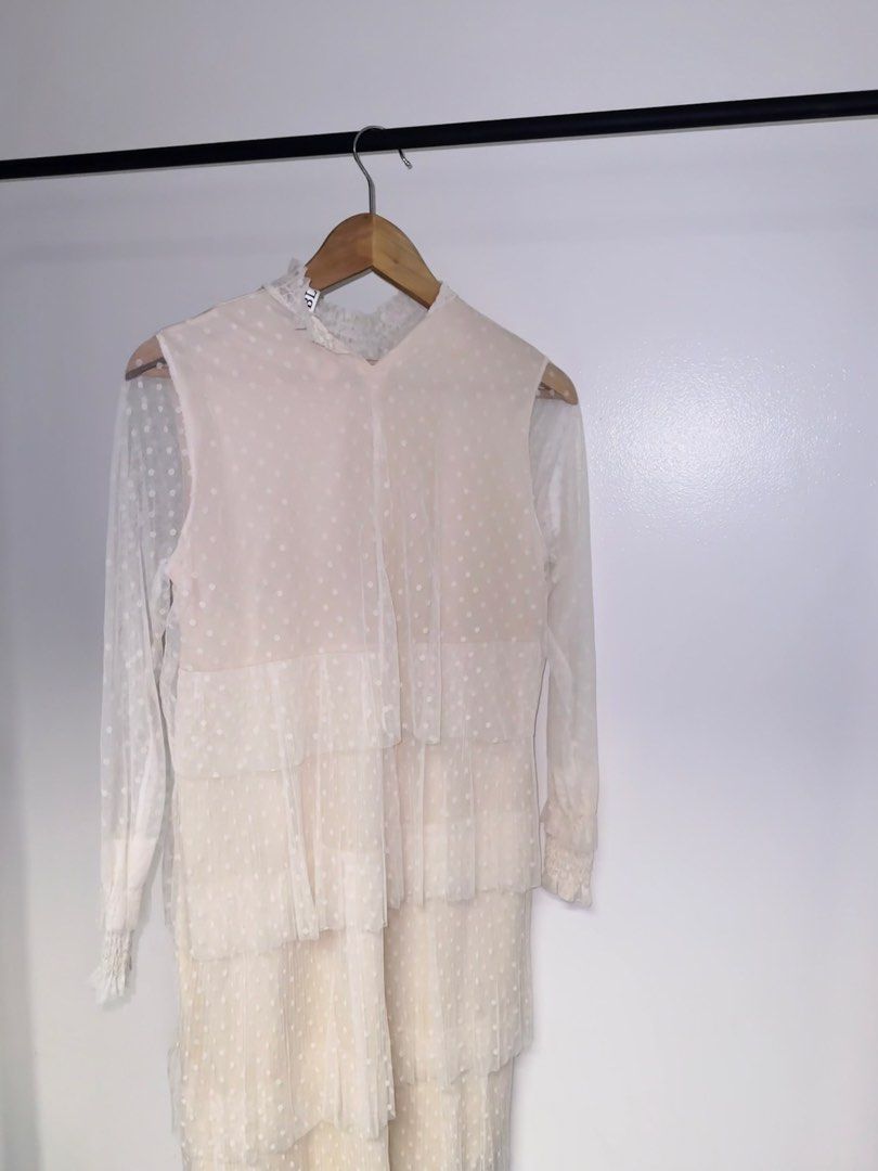 BLGS Cream Dress (Category: Dresses) located in Quezon City. Submitted by coolmomma (Listing ID 1469857540, Image 3). Description: Good as new Can Fit small to medium slightly stretchable length 42 in..