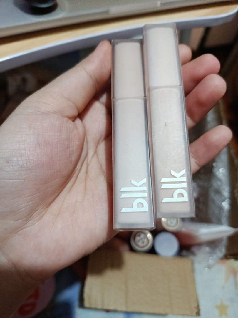 blk cosmetics Airy Matte Tint Moxie Muse (Category: Makeup) located in Santa Rosa. Submitted by yogurtmilk_ (Listing ID 1469858094, Image 1). Description: -sold as set only -sf to be shouldered by buyer mop: gcash / mod: jnt loc: sta. rosa, laguna.