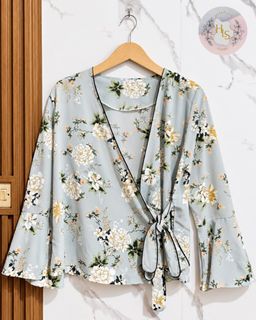 (Kategori: ) berada di . Dikirim oleh hellolinstore (ID iklan 1469878816, Gambar 1). Deskripsi: .