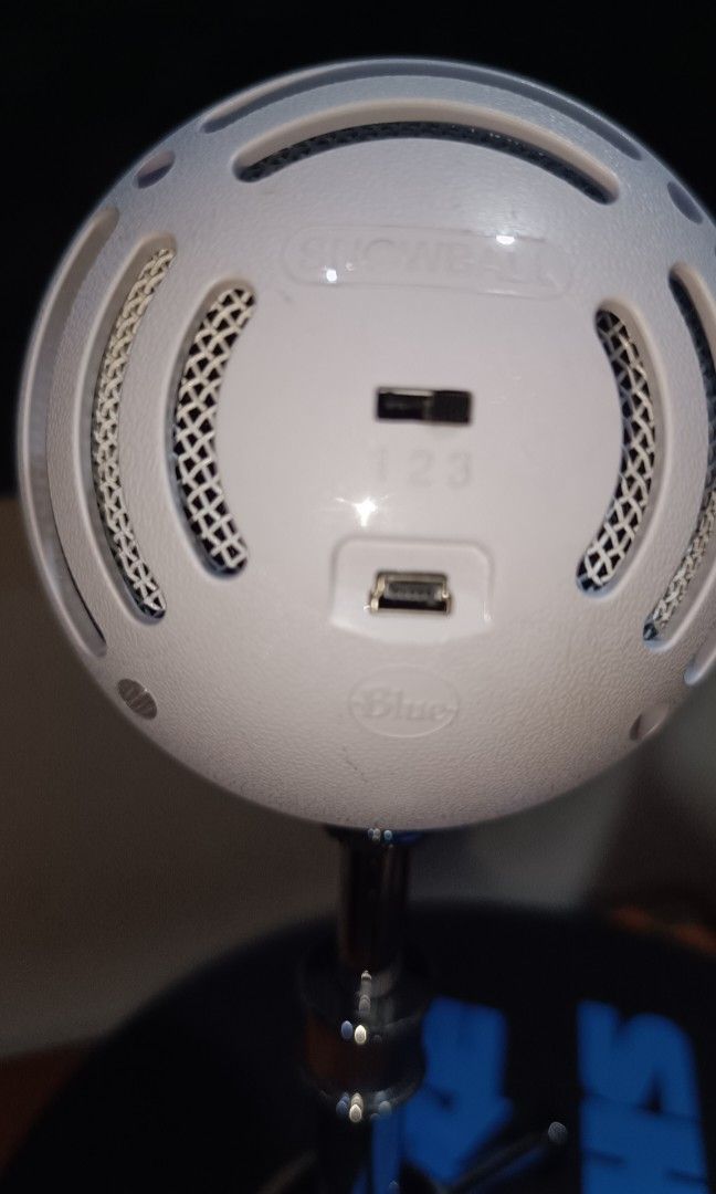 BLUE SNOWBALL MICROPHONE (Category: Musical Instruments) located in Midsayap. Submitted by macoy.picker (Listing ID 1469942075, Image 3). Description: BLUE SNOWBALL MICROPHONE USB WITH CORD FREE SHIPPING.