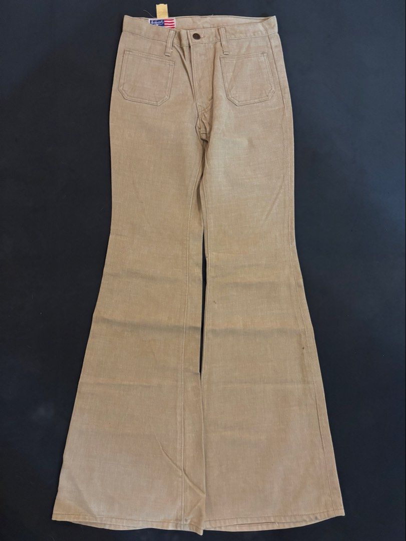 Bobson Vintage Flared Pants (Category: Jeans) located in Ibajay. Submitted by thriftthriftlang.aklan (Listing ID 1469859535, Image 1). Description: Bobson Vintage Flared Pants (Crispy Condition) Dimes-Waist-28-30,Length-43,Thighs-8,Hem-12 Condition-Excellent Condition Color Rate-10/10 Issue-No Issue.