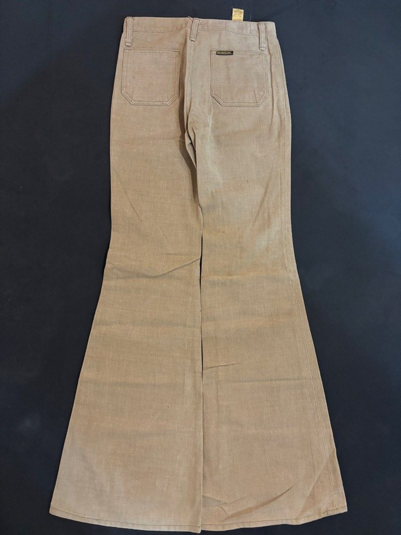 Bobson Vintage Flared Pants (Category: Jeans) located in Ibajay. Submitted by thriftthriftlang.aklan (Listing ID 1469859535, Image 2). Description: Bobson Vintage Flared Pants (Crispy Condition) Dimes-Waist-28-30,Length-43,Thighs-8,Hem-12 Condition-Excellent Condition Color Rate-10/10 Issue-No Issue.