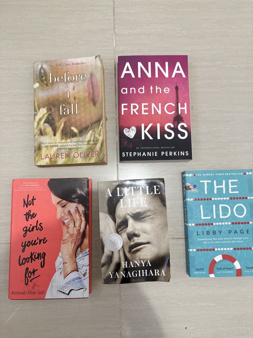 Book Bundle (Category: Storybooks) located in Apalit. Submitted by minimaliztcloset (Listing ID 1469890543, Image 1). Description: .