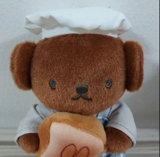 (Category: ) located in . Submitted by ck.ng888 (Listing ID 1469904802, Image 1). Description: .