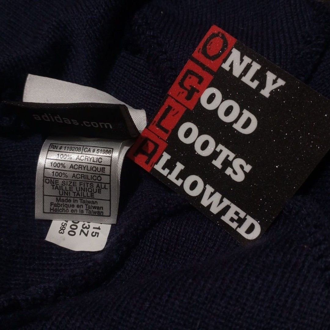 Broke Money Embroid Beanie (Category: Beanies) located in Cabuyao City. Submitted by o.gl.athrift (Listing ID 1469908104, Image 2). Description: Broke Money Embroid Beanie *One size fits all *100% acrylic *Manufactured in Vietnam *Fresh from bale Excellent condition No issue Mine: 299+sf.