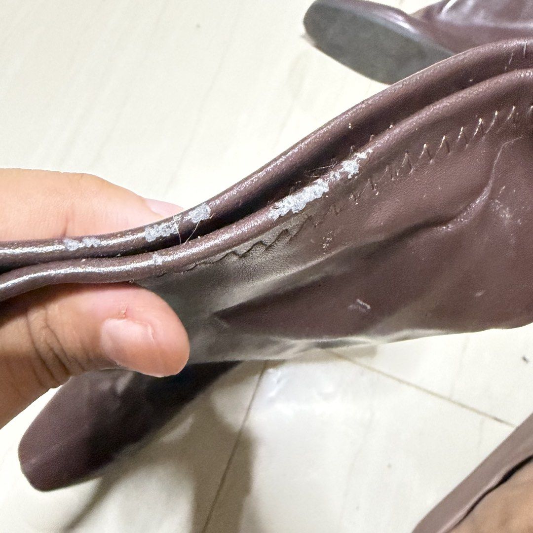 Brown Knee High Boots (Category: Boots) located in Manila. Submitted by ish.vintage (Listing ID 1469843723, Image 3). Description: - Brown Boots Knee High Boots bought in orange app for 1k+ - Zipper at back - Faux Leather - Only used twice - Has flaws and scruffs from storage (shown in pics) - Size 40 but I suggest for Size 39/38 esp if with wide feet - Price highly negotiable due to flaws :) 📍Project 7, QC 🚚 Shipping shouldered by buyer (Lalam