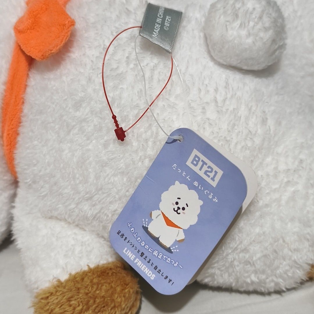 BTS and BT21 (Category: K-Wave Merchandise) located in Iloilo. Submitted by geselalpan30231 (Listing ID 1469946769, Image 3). Description: bundle.
