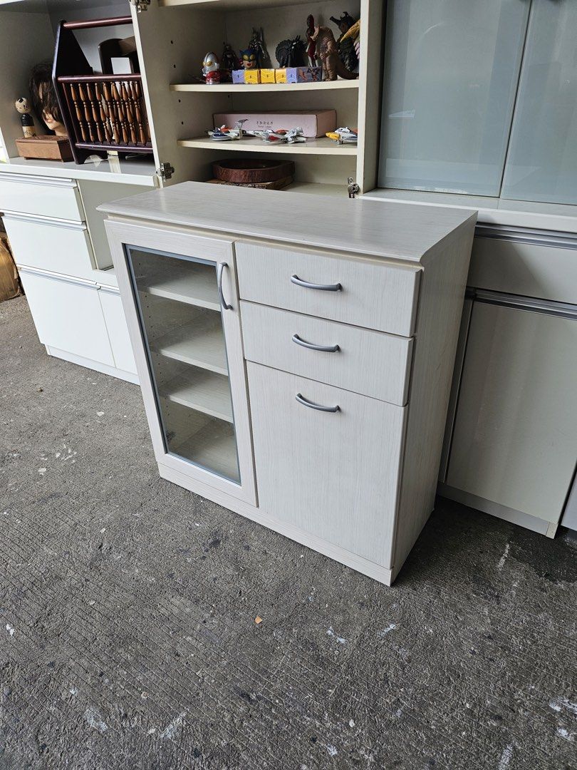 Buffet Cabinet‼️ (Category: Shelves, Cabinets & Racks) located in Quezon City. Submitted by ledamadel (Listing ID 1469765319, Image 2). Description: Buffet Cabinet‼️₱3,800‼️ ✔️L-31.5 H-33.5 W-13 inches 📐 ✔️2 Drawers,4 Shelfs & 2 Drawers 🗄 ✔️Laminated 🔖 ✔️Compress & Plywood Back 🪵 ✔Scratches As-is! 👌 Location: 40 Aplaya St Napocor Vill. Tandang Sora Quezon City. For inquiry please Pm us or Call. 09066885859 Please like our page thanks! 👇👇👇