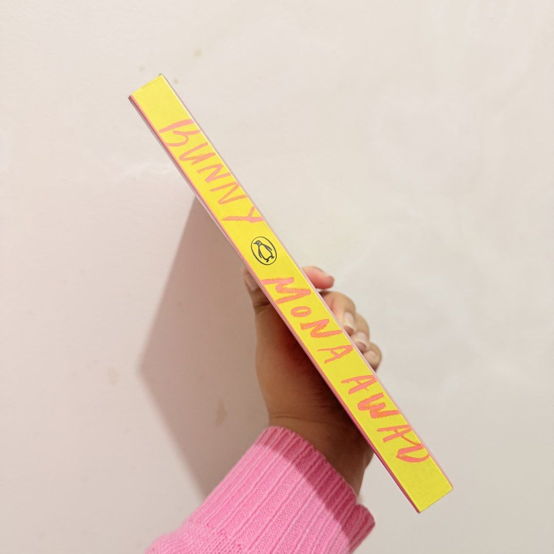 Bunny by Mona Awad (Paperback) (Category: Storybooks) located in Quezon City. Submitted by wordsbymiss.r (Listing ID 1469900633, Image 3). Description: Decluttering❗️Price listed is a bundle price❗️ Brand new 📚Bunny (Paperback) Author: Mona Awad Authentic, not reprint ❌ actual photos posted! the books are preloved from my own collection. please check photos first and expect signs of use/ foxing/ dents on some. manage your expectations~ 📍sampalo