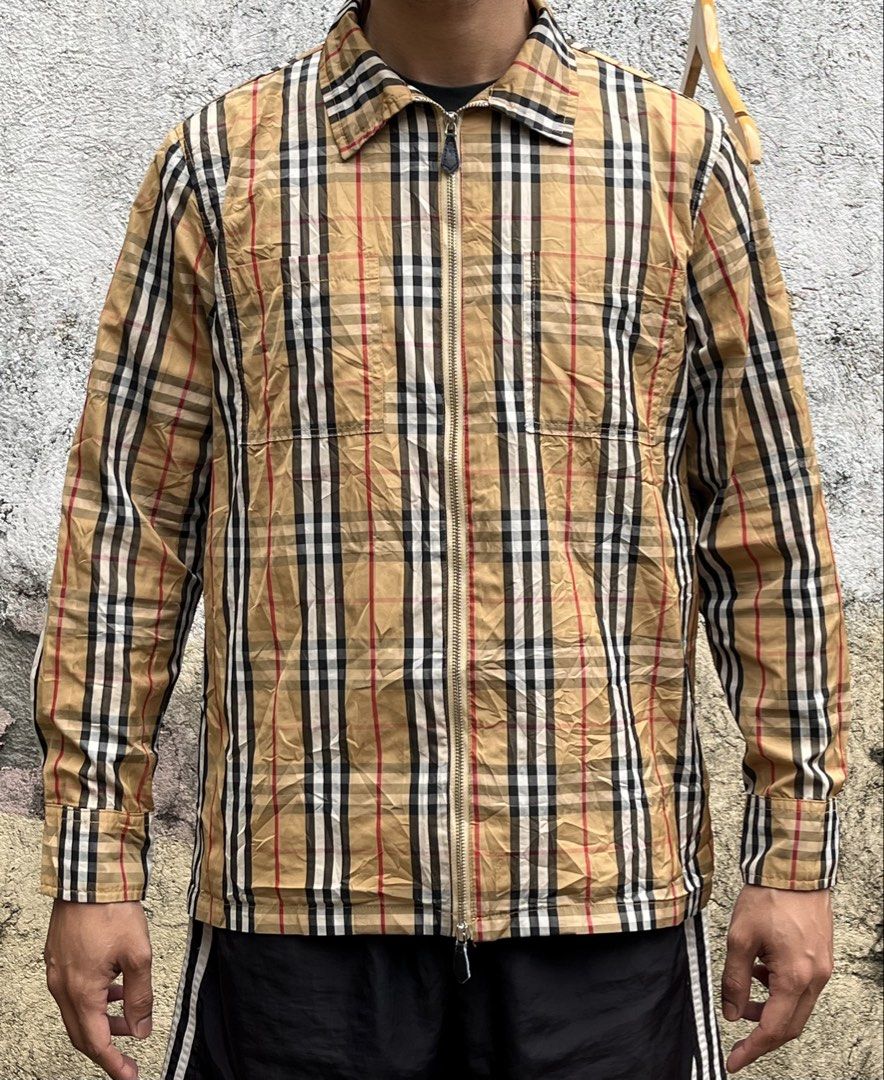Burberry Plaid Monster Graphic Harrington (Category: Luxury Apparel) located in Angeles City. Submitted by brkebys (Listing ID 1469785188, Image 2). Description: 5’7 height model in frame Very good condition No crack print.