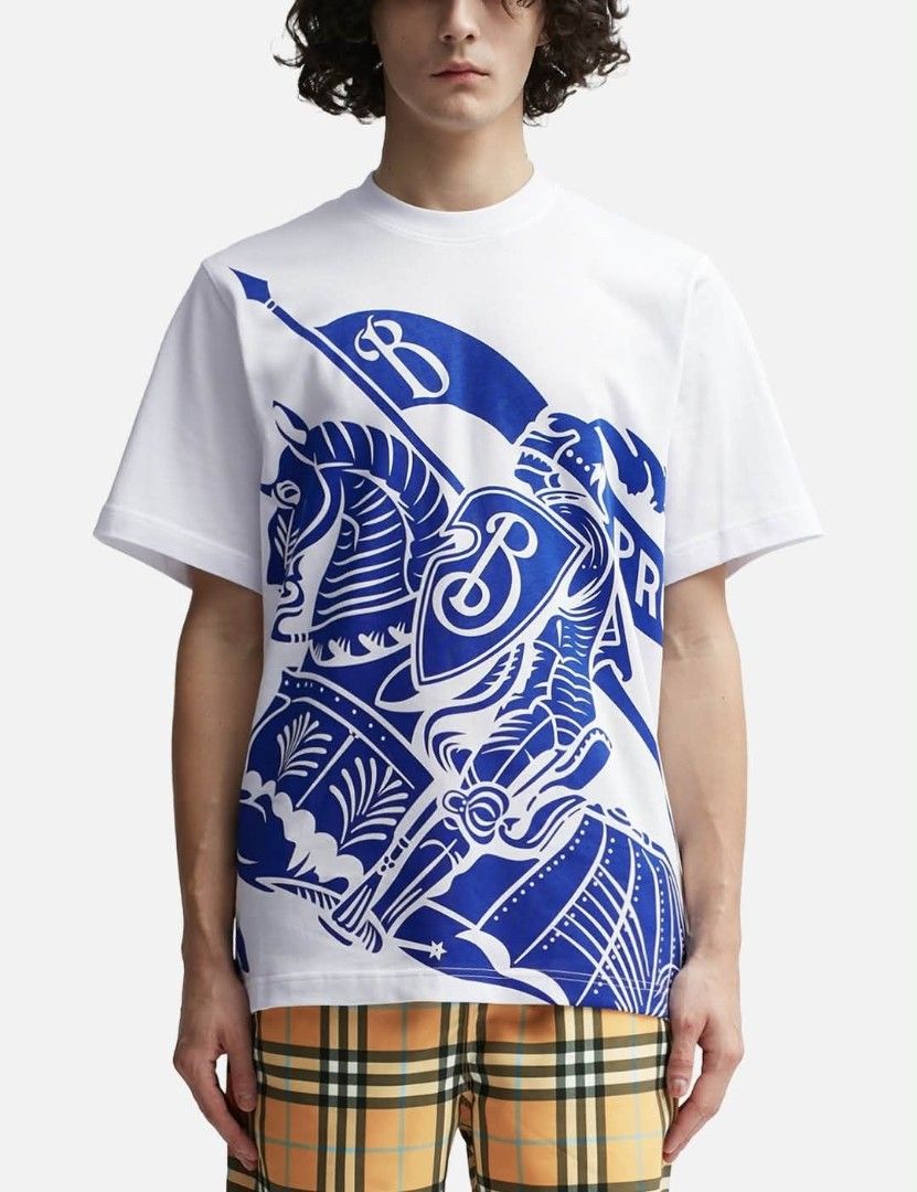 BURBVERY BIG LOGO NEW RELEASE (Category: Luxury Apparel) located in Navotas City. Submitted by DalVintage (Listing ID 1469930501, Image 1). Description: Burberry t shirt brand new from surplus with tags without packing authenticity not gurantee.
