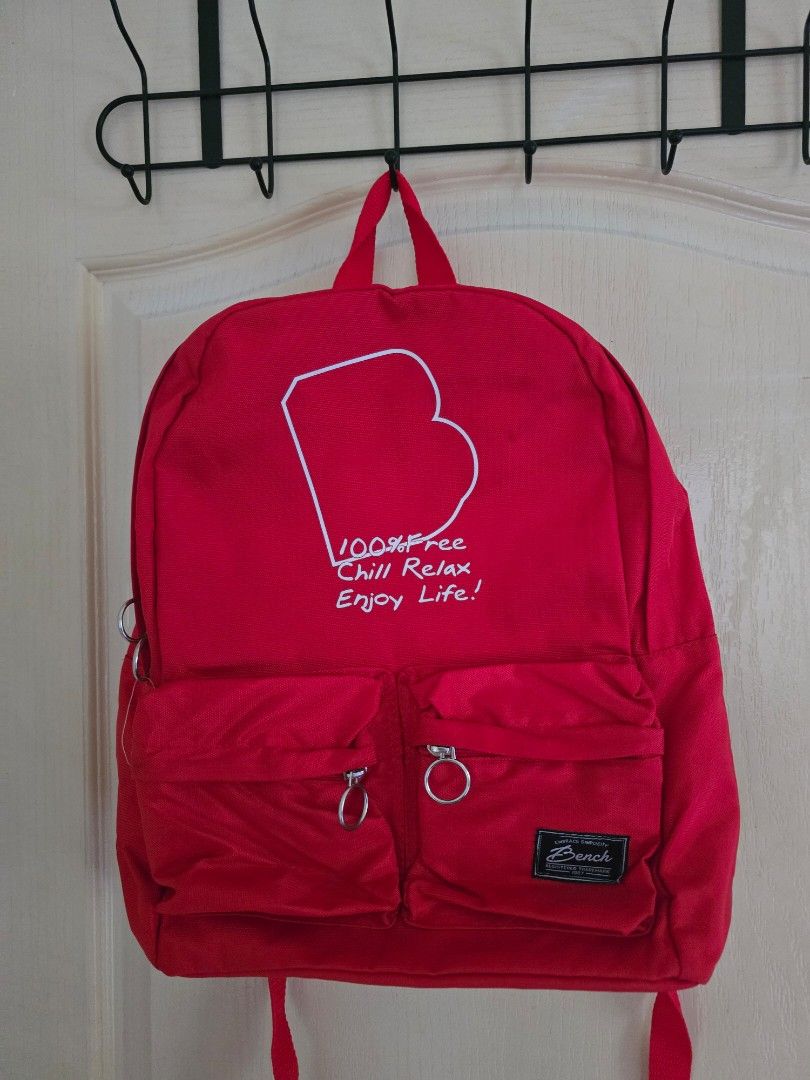 Buy one take one gym bench backpack (Category: Backpacks) located in Cavite. Submitted by rydes_clo (Listing ID 1469764057, Image 2). Description: get nyo na pamigay presyo na hindi nagamit gift saakin.