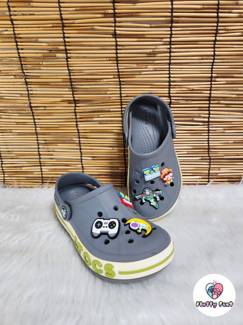 C11- Preloved Original Crocs for kids (Category: Babies & Kids Fashion) located in Navotas City. Submitted by FluffyFeet (Listing ID 1469761557, Image 2). Description: NEW ARRIVAL❗️ This is a PRELOVED ORIGINAL CROCS FOR KIDS‼️ Please managed your expectations ❤️ 📌 Strictly MINE NOW, PAY NOW ONLY❗️ (Unless suki na po na maayos kausap at iwas cancellation) 📌 You may ask for other photos before placing order/s STRICTLY NO RETURN, NO EXCHANGE UNLES
