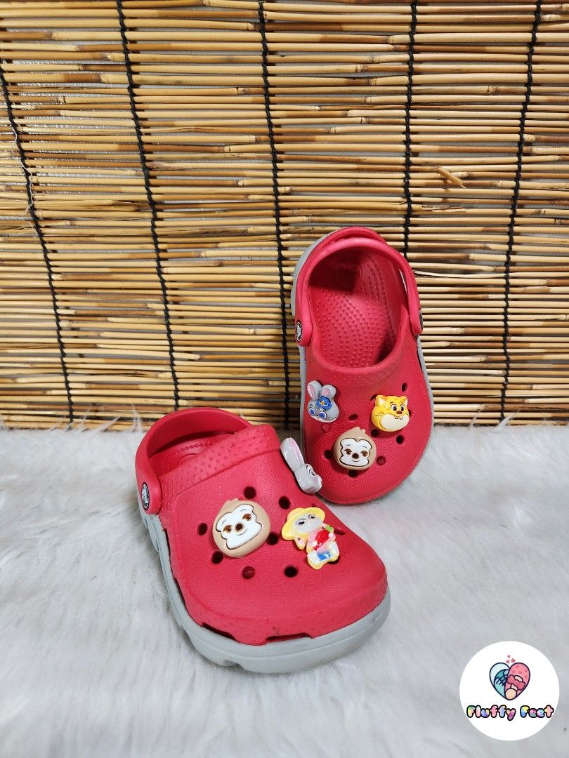C6/7- Preloved Original Crocs for kids (Category: Babies & Kids Fashion) located in Navotas City. Submitted by FluffyFeet (Listing ID 1469850355, Image 2). Description: NEW ARRIVAL❗️ This is a PRELOVED ORIGINAL CROCS FOR KIDS‼️ Please managed your expectations ❤️ 📌 Strictly MINE NOW, PAY NOW ONLY❗️ (Unless suki na po na maayos kausap at iwas cancellation) 📌 You may ask for other photos before placing order/s STRICTLY NO RETURN, NO EXCHANGE UNLE