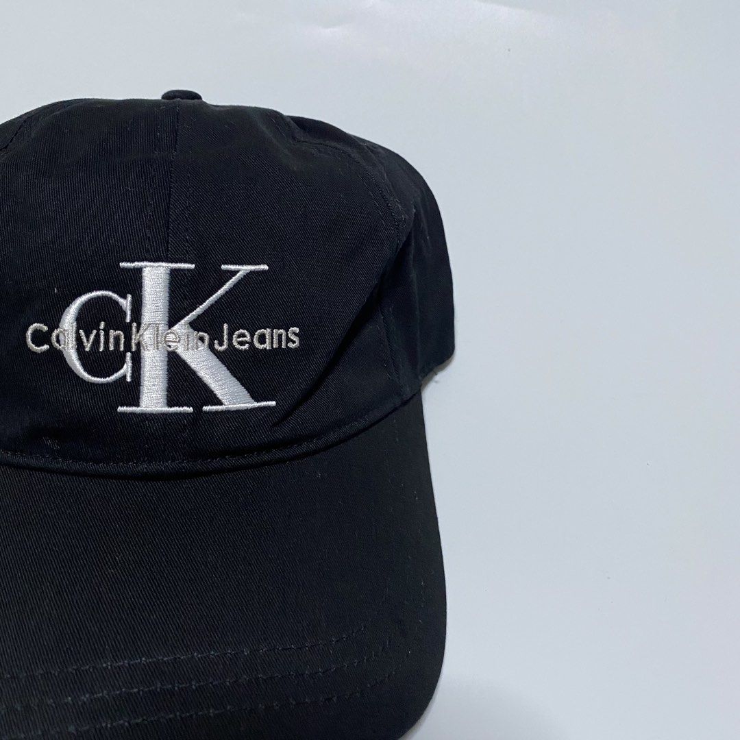 calvin klein dad cap (Category: Caps & Hats) located in Quezon City. Submitted by hatlocker (Listing ID 1469848564, Image 2). Description: 900 shipped dm .
