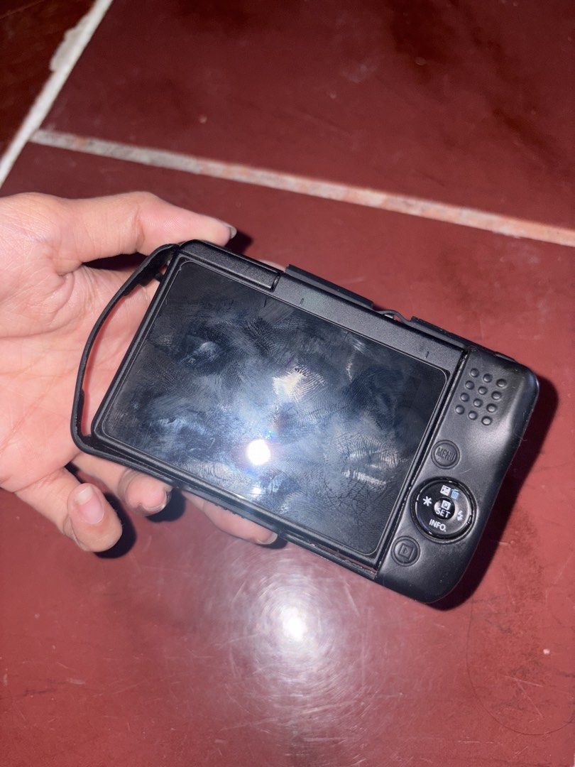 Canon Eos M10 (Category: Cameras) located in Manila. Submitted by zenforest.cc1480 (Listing ID 1469836979, Image 3). Description: Issue: Nabasa yung mismong lcd lang, ipaayos nalang papalitan ng lcd rfs: upgrade nalang TAGUIG LOC.