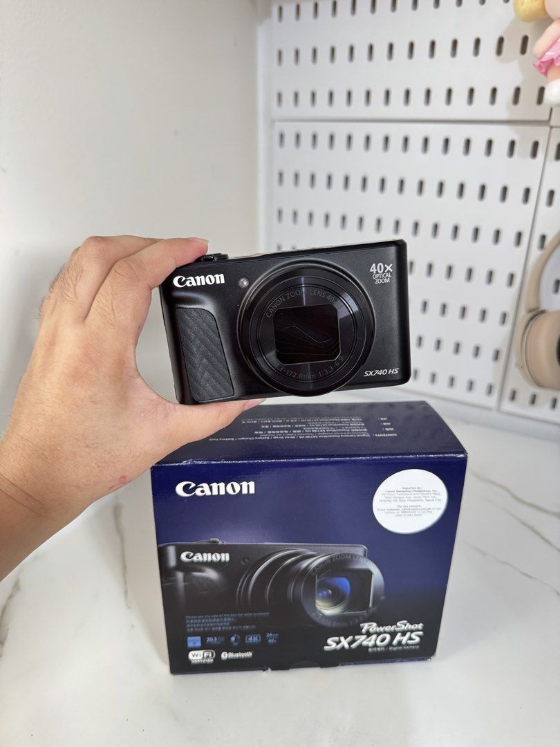 Canon SX740 HS (Category: Cameras) located in Manila. Submitted by biancamarie.rabbit (Listing ID 1469821788, Image 3). Description: .