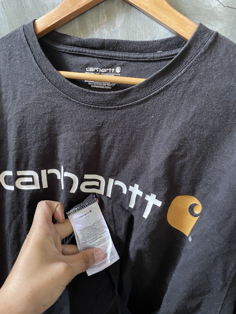 CARHARTT CREWNECK (Category: Announcements) located in Magsaysay. Submitted by thrifters_thrith67 (Listing ID 1469763383, Image 3). Description: 21/29 Size L.
