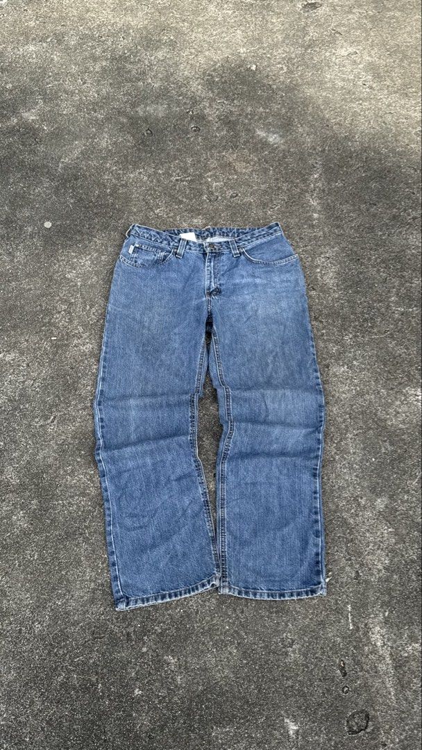 Carhartt denim pants (Category: Coats, Jackets and Outerwear) located in Teresa. Submitted by boanerjes (Listing ID 1469870000, Image 3). Description: Carhartt denim pants Size 30 womens.